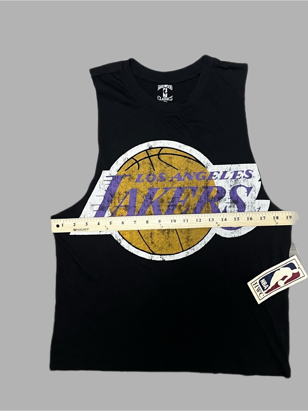 Hardwood Classics NWT Los Angeles Lakers Women’s Medium Tank Top - Picture 5 of 6